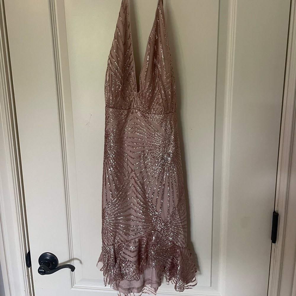 Hello Molly ROARING 20S DRESS BRONZE Rose Gold - Picture 3 of 4